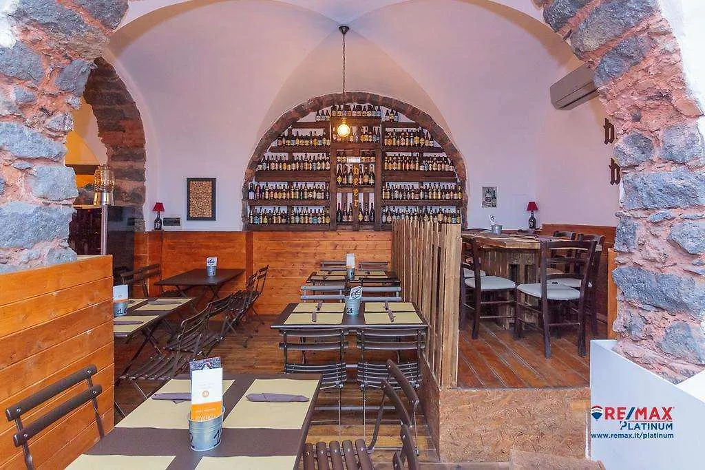Alexander House Ξενοδοχείο Κατάνια 2*,