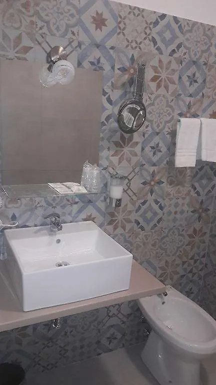 Alexander House Ξενοδοχείο Κατάνια 2*,  Ιταλία